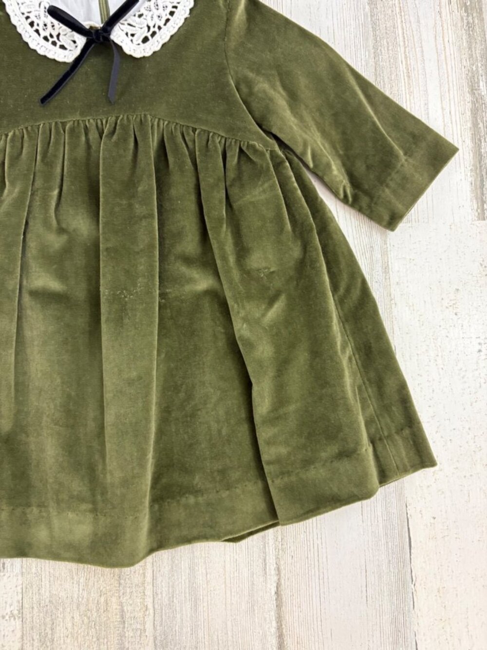 La Coqueta Girls Sz 3T Antonella Green Velvet Dress NWT - Picture 4 of 16